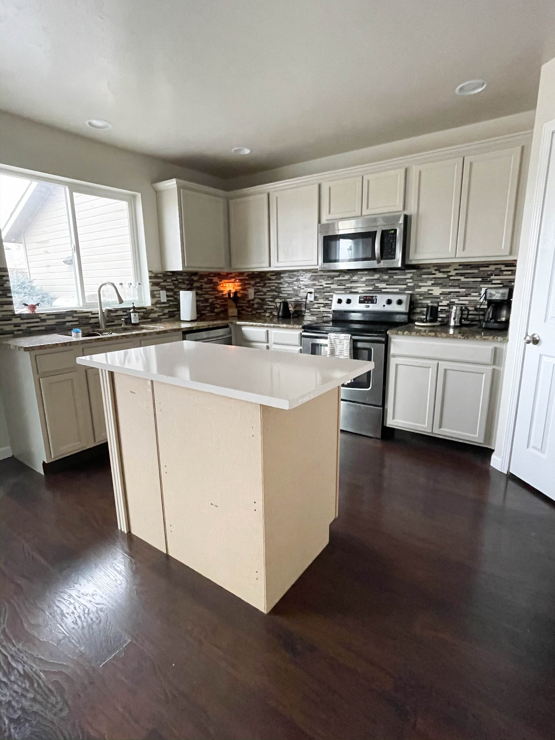 How to paint your kitchen without sanding Whitney Hansen